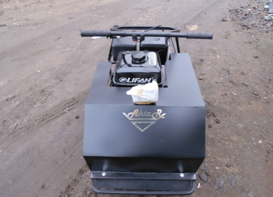 Мотобуксировщик AhtaR Зима 15 л/с с вариатором в Рязани