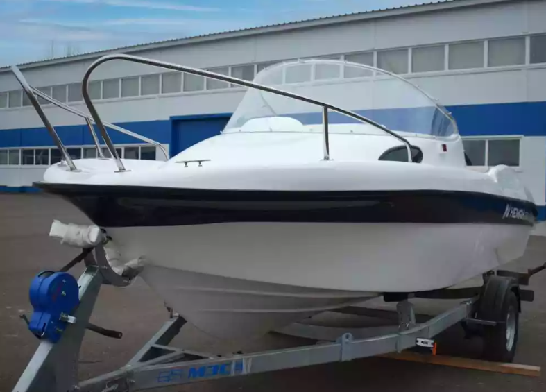 Стеклопластиковый катер Neman-530 с каютой в Рязани