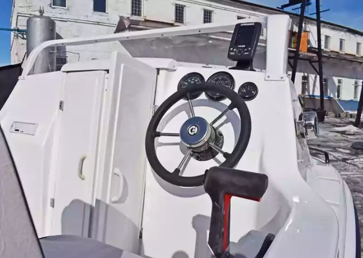 Комбинированный катер Neman-500 с каютой в Рязани