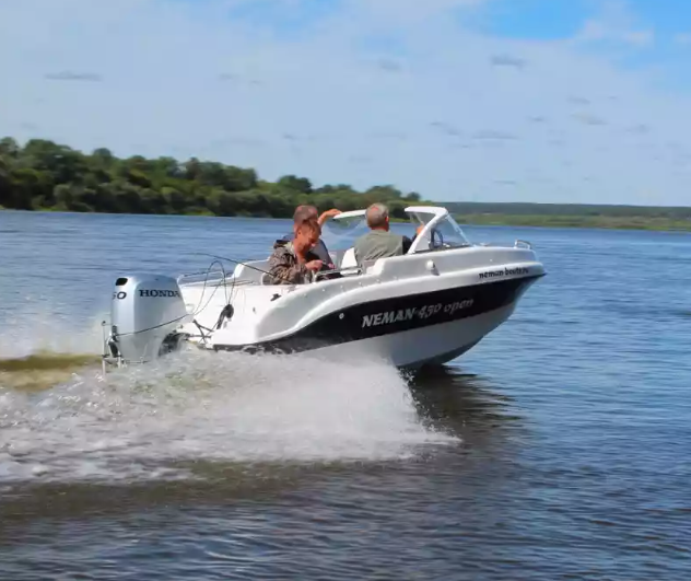 Стеклопластиковый катер Neman-450 Open в Рязани
