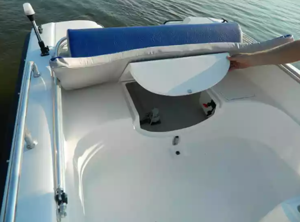 Стеклопластиковый катер Wyatboat-430 M (тримаран) в Рязани