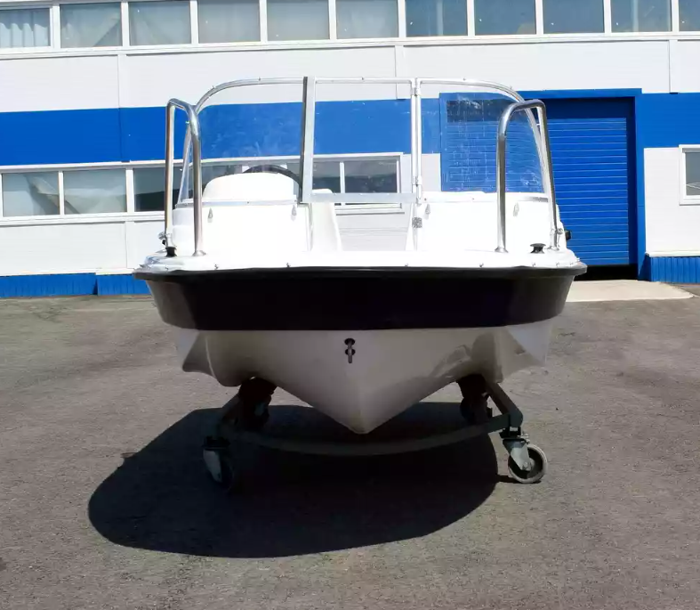 Стеклопластиковый катер Wyatboat-430 DC (тримаран) в Рязани