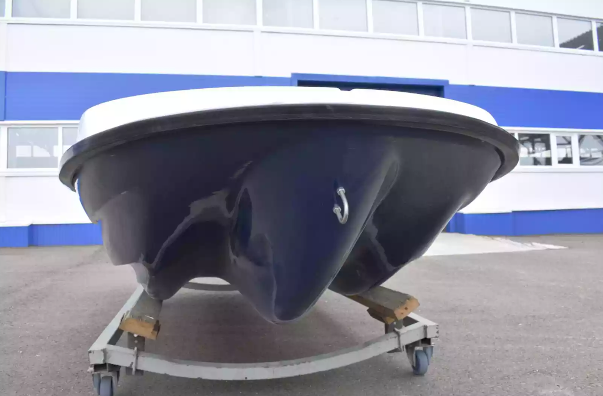 Стеклопластиковая лодка Пингвин New (тримаран) в Рязани