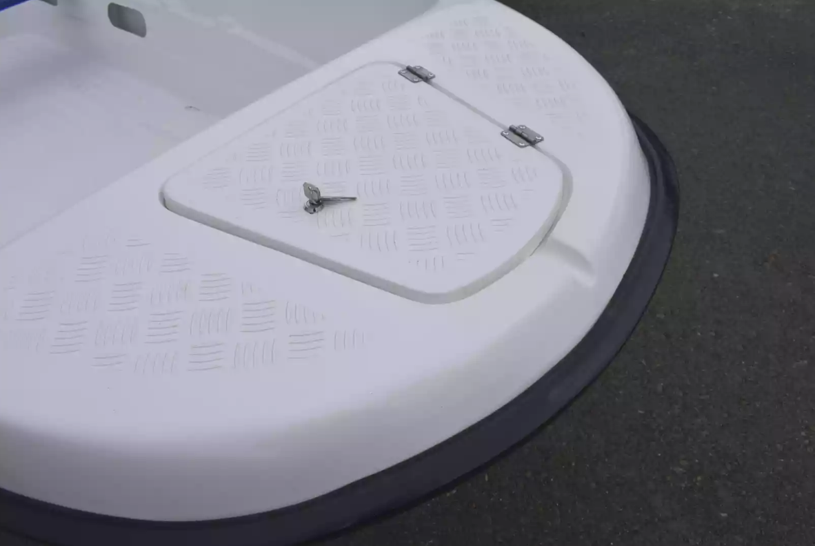 Стеклопластиковая лодка Пингвин New (тримаран) в Рязани