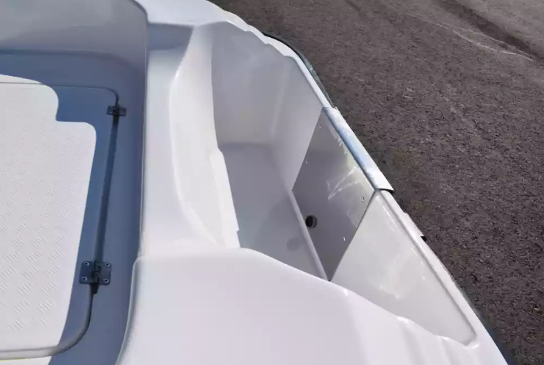 Стеклопластиковая лодка Пингвин (тримаран) в Рязани