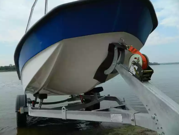 Стеклопластиковый катер Wyatboat-430 DCM (тримаран) в Рязани