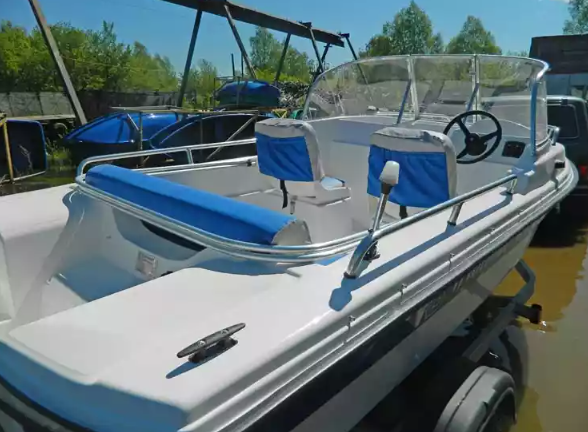 Стеклопластиковый катер Wyatboat-430 M (тримаран) в Рязани