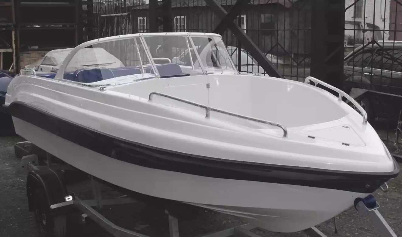 Стеклопластиковый катер Neman-500 Open в Рязани
