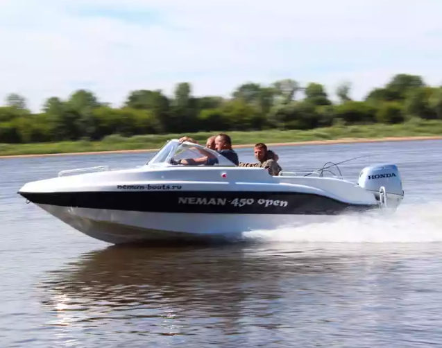 Стеклопластиковый катер Neman-450 Open в Рязани