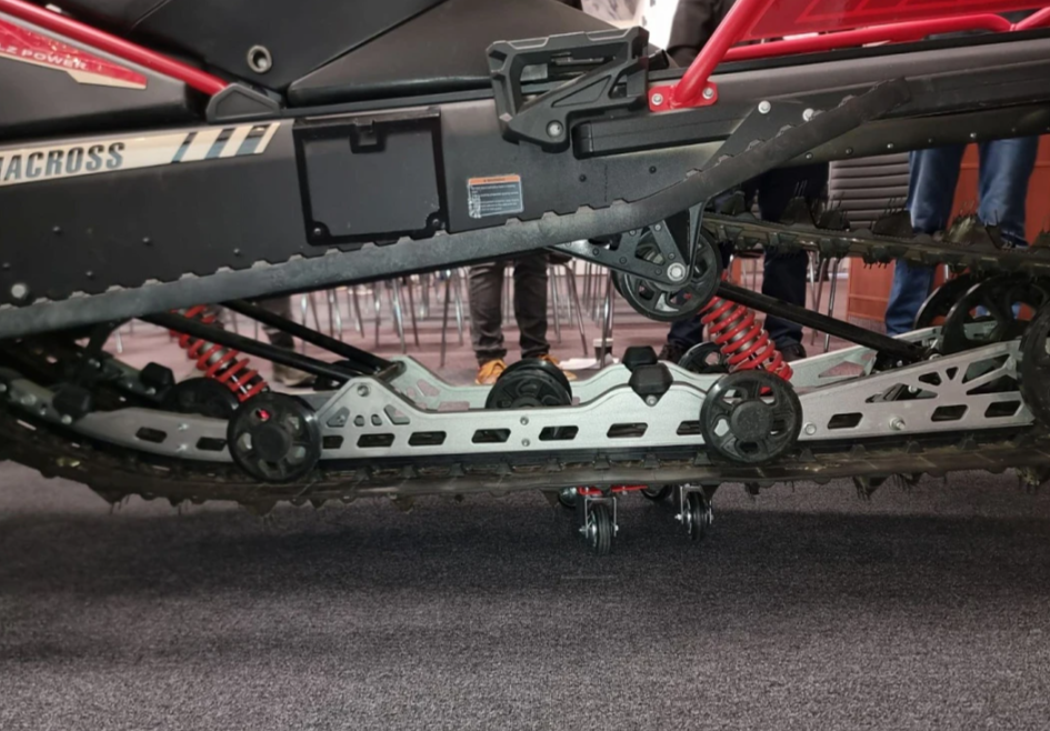 Снегоход AODES Siberiacross 1000 SWT 600mm LCD 6.8 в Рязани