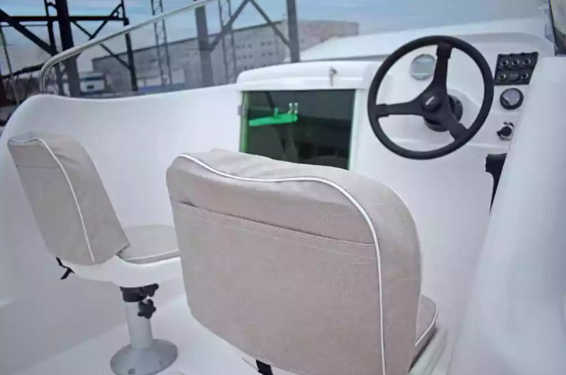 Стеклопластиковый катер Neman-530 с каютой в Рязани