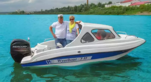 Стеклопластиковый катер Wyatboat-3 П (полурубка) в Рязани