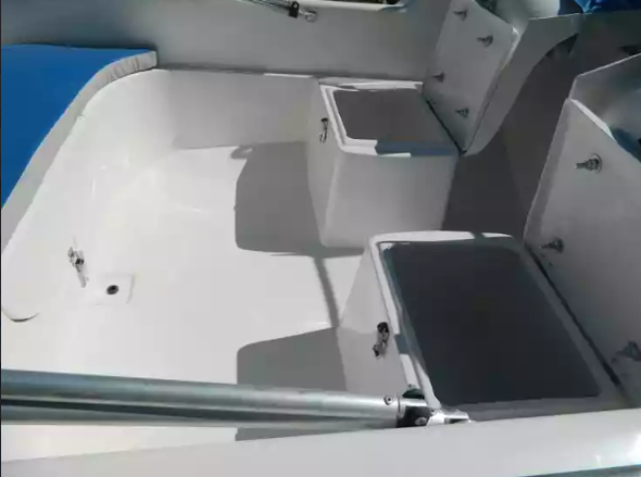 Стеклопластиковый катер Wyatboat-430 M (тримаран) в Рязани