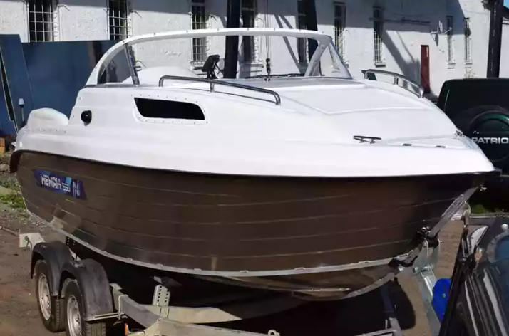 Комбинированный катер Neman-550 с каютой в Рязани