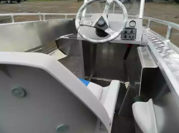 Алюминиевый катер Wyatboat-490 C в Рязани