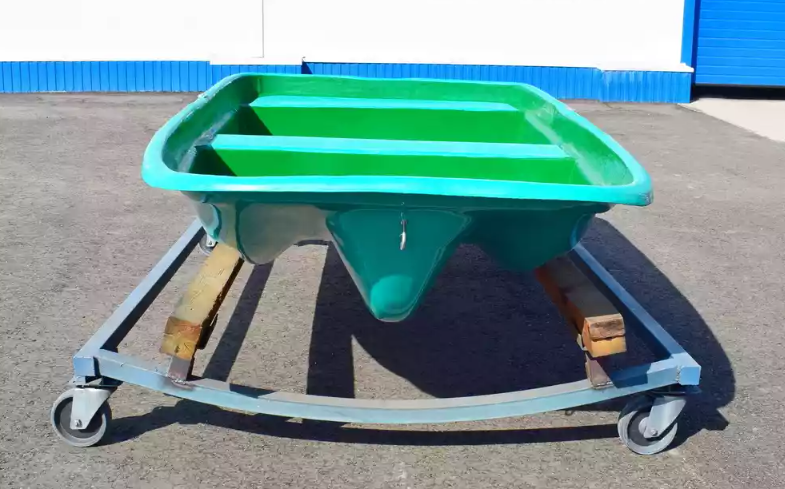 Стеклопластиковая лодка Старт (тримаран) в Рязани