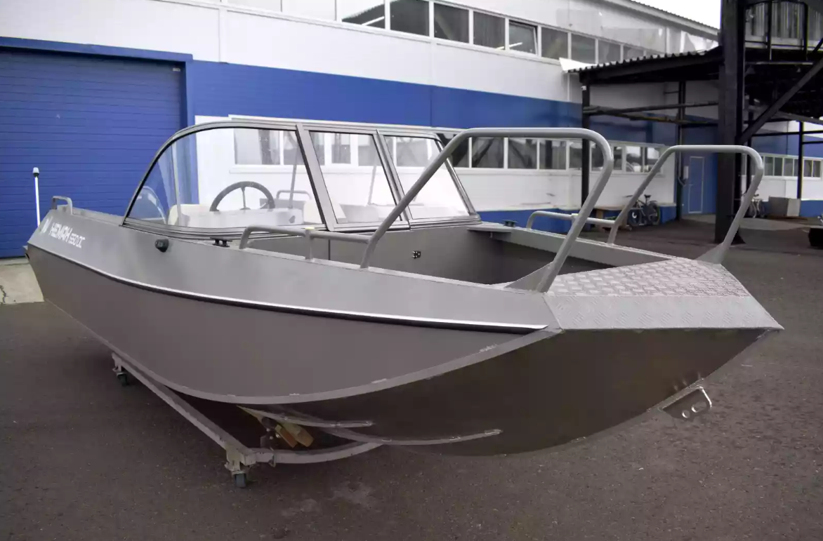 Алюминиевый катер Неман 550 DC в Рязани