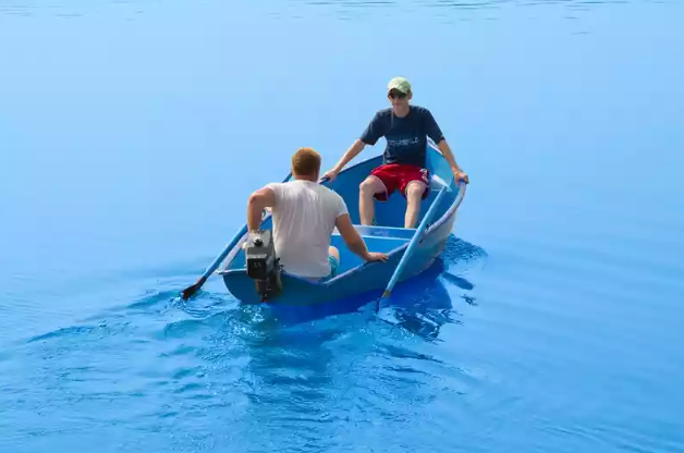 Стеклопластиковая лодка Омуль в Рязани