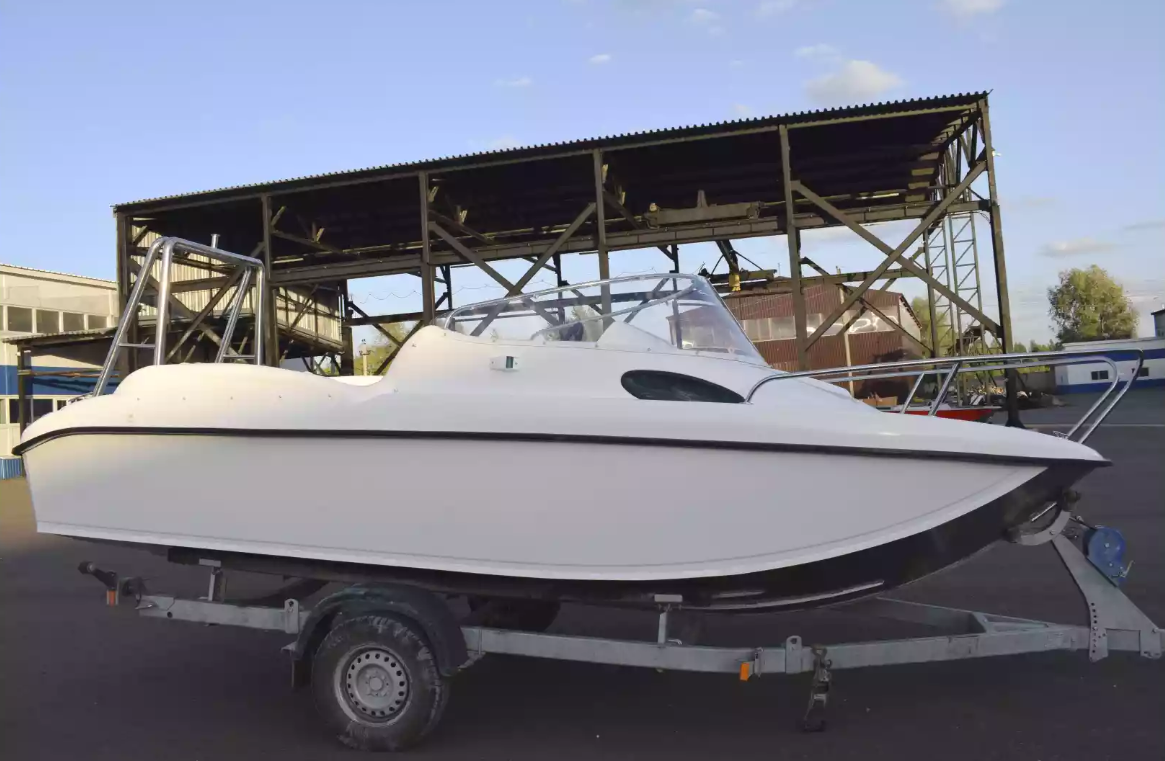 Комбинированный катер Neman-530 с каютой в Рязани