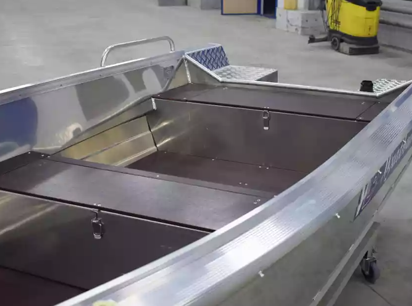 Алюминиевая лодка  Wyatboat-430 Р в Рязани