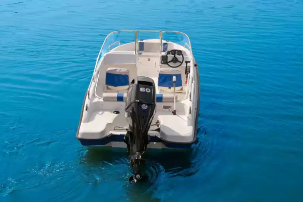 Стеклопластиковый катер Wyatboat-3 DC Open в Рязани