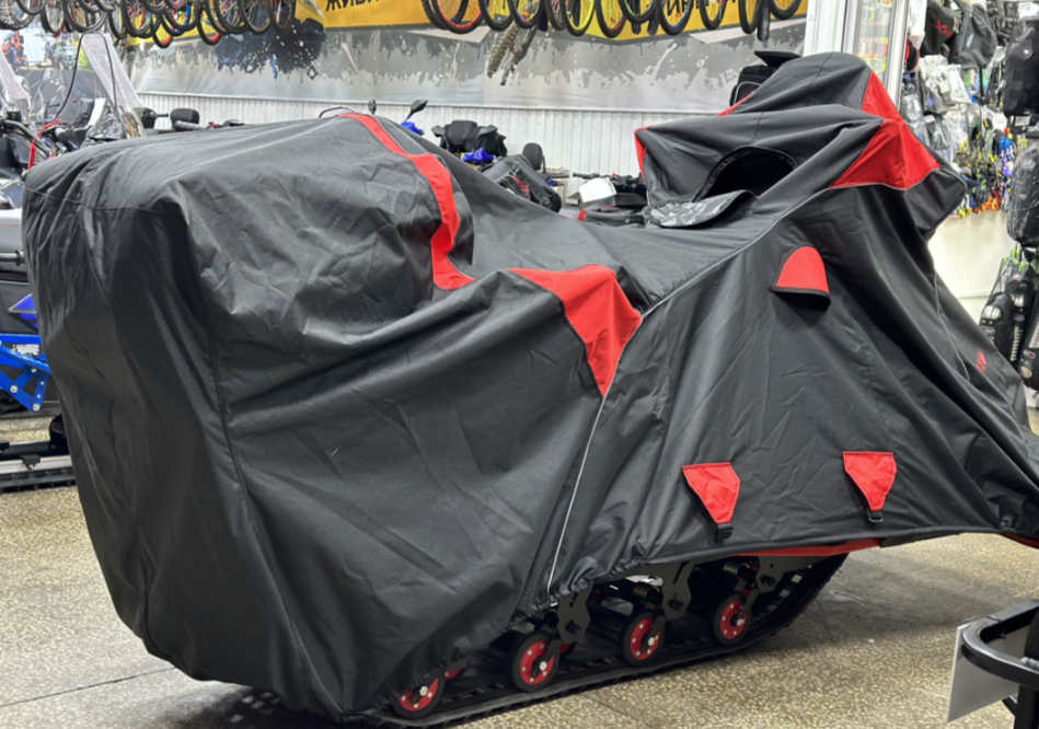 Чехол транспорт. снегохода IKUDZO HUNTER черно-красный Оксфорд ПРЕМИУМ качества с лого IKUDZO в Рязани