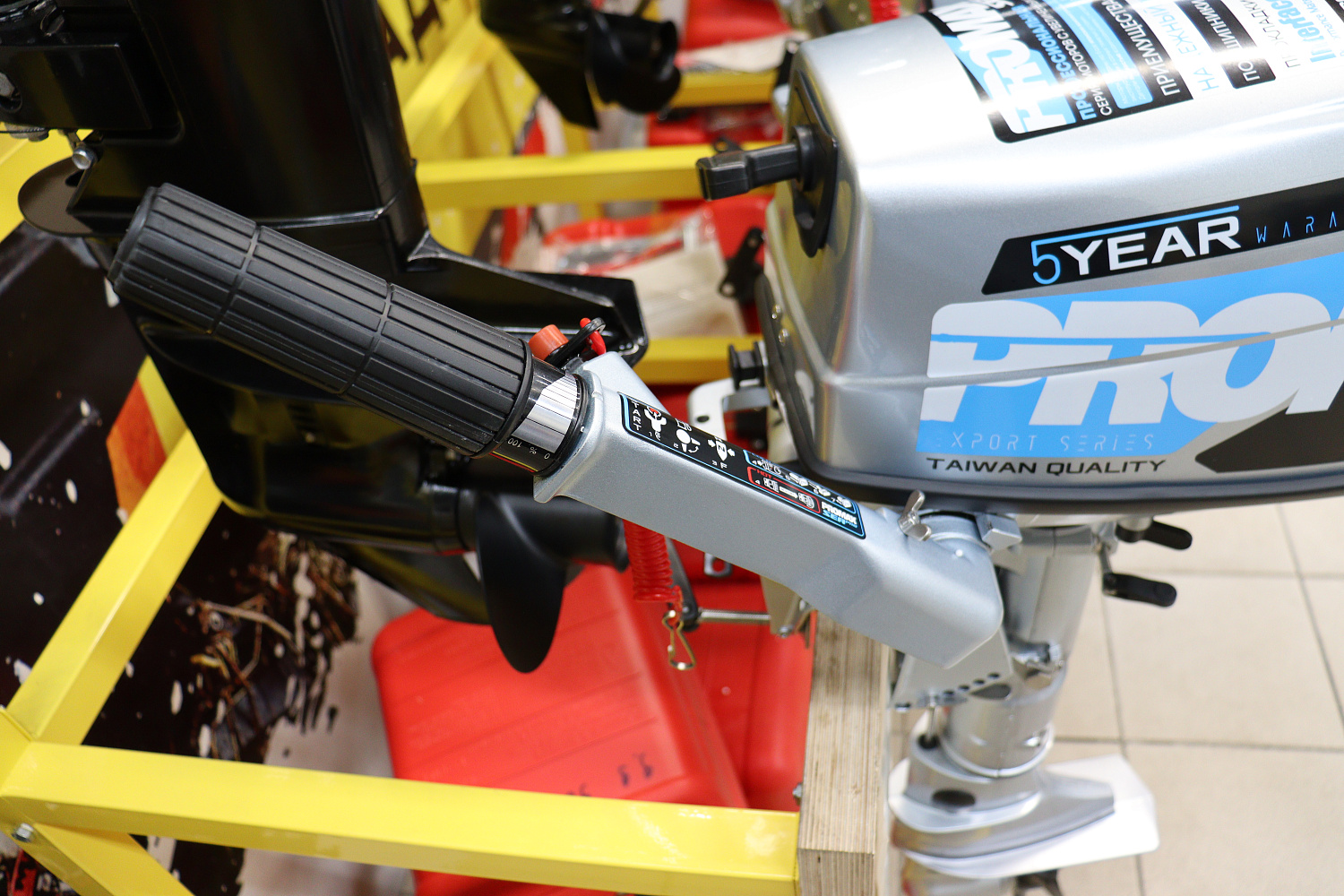 Лодочный мотор PROMAX SP5FHS (внешний бак 12 л) в Рязани