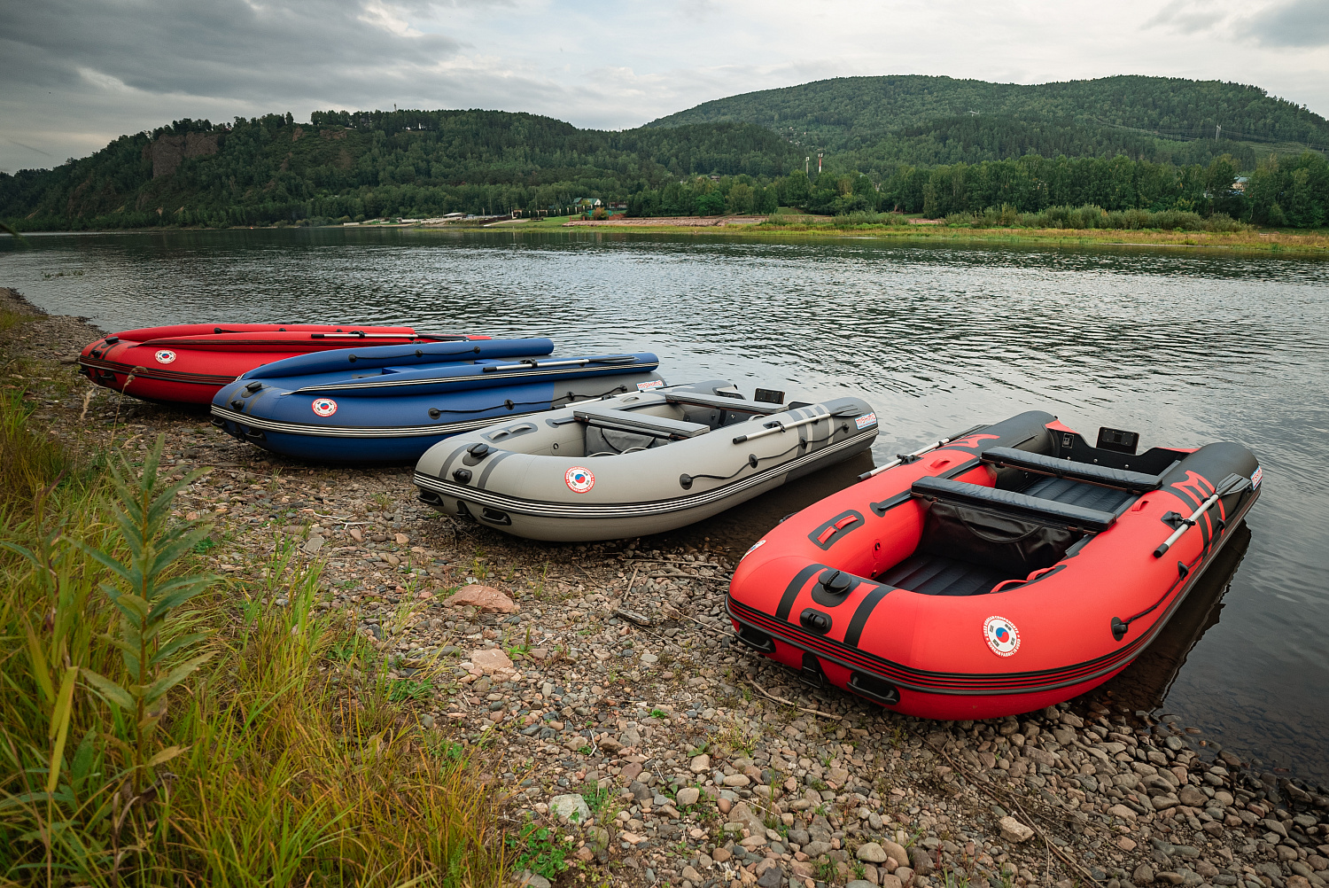 Лодка MISHIMO RIVER FJET PRO 410  под водомет в Рязани