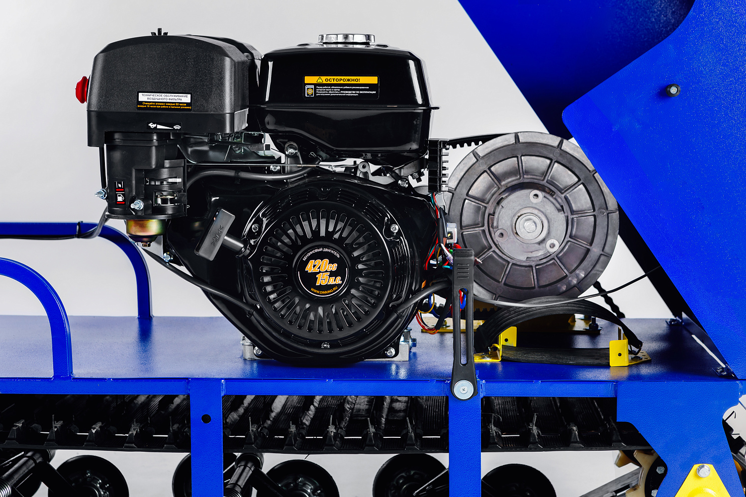 Мотобуксировщик SNOW DOG 17 с эл. запуском (DINKING) в Рязани