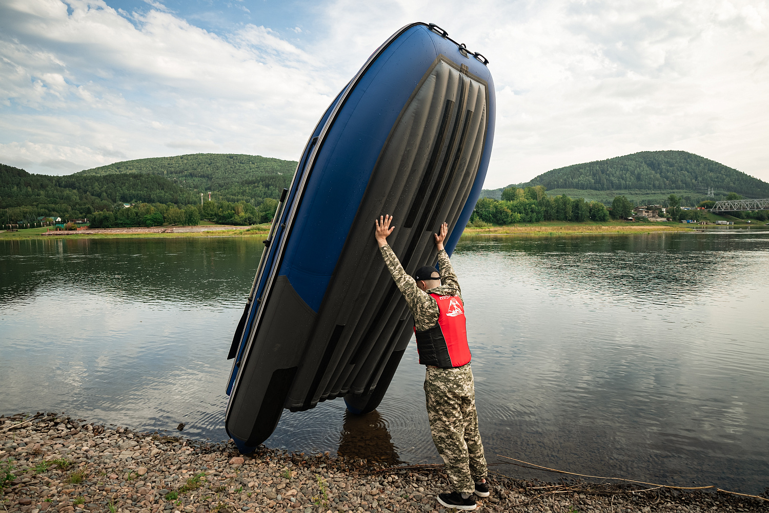 Лодка MISHIMO RIVER FJET PRO 410  под водомет в Рязани