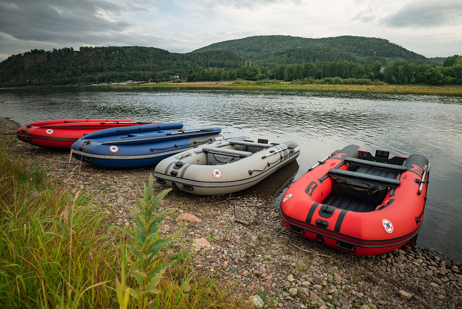 Лодка MISHIMO RIVER FJET PRO 410  под водомет в Рязани