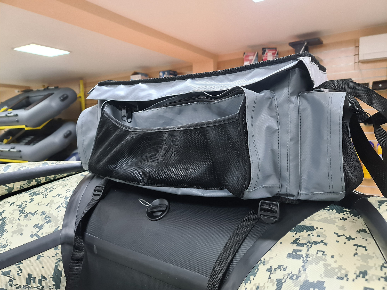 СУМКА ЛЮКС НА БАЛЛОН ДЛЯ ЛОДОК ПВХ 50Х25Х25 СМ в Рязани